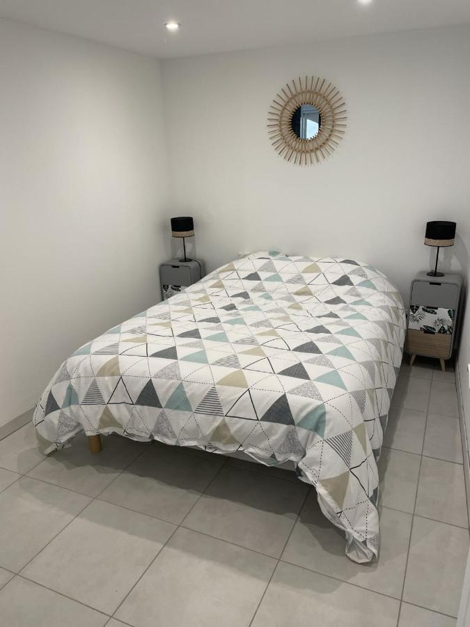 Appartement Climatise Avec Cour En Centre Ville Carpentras Ngoại thất bức ảnh